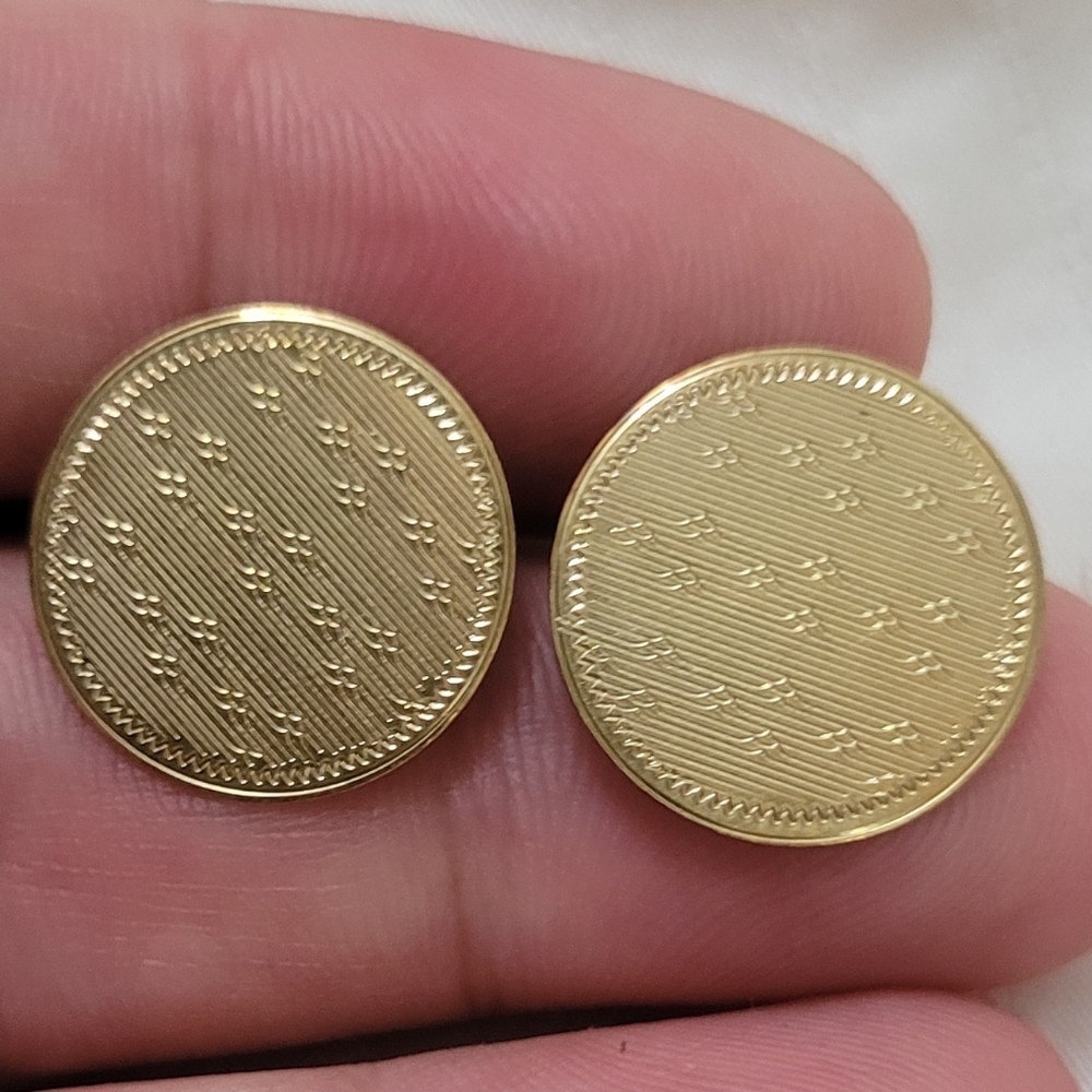 5.25 Grams 10K Gold Signed Vintage Timeless Patterned Textured Cufflinks
